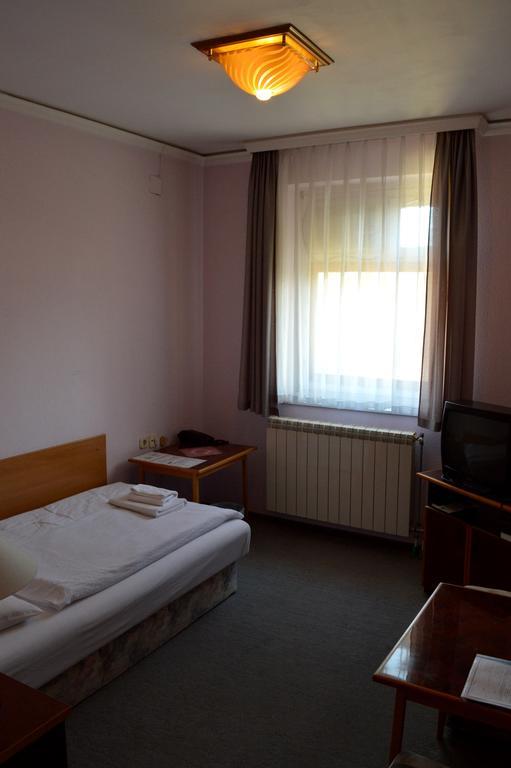 Apollo Motel Kecskemét Pokoj fotografie